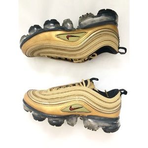 LIMITED EDITION,Nike Air VaporMax 97 Metallic Gold